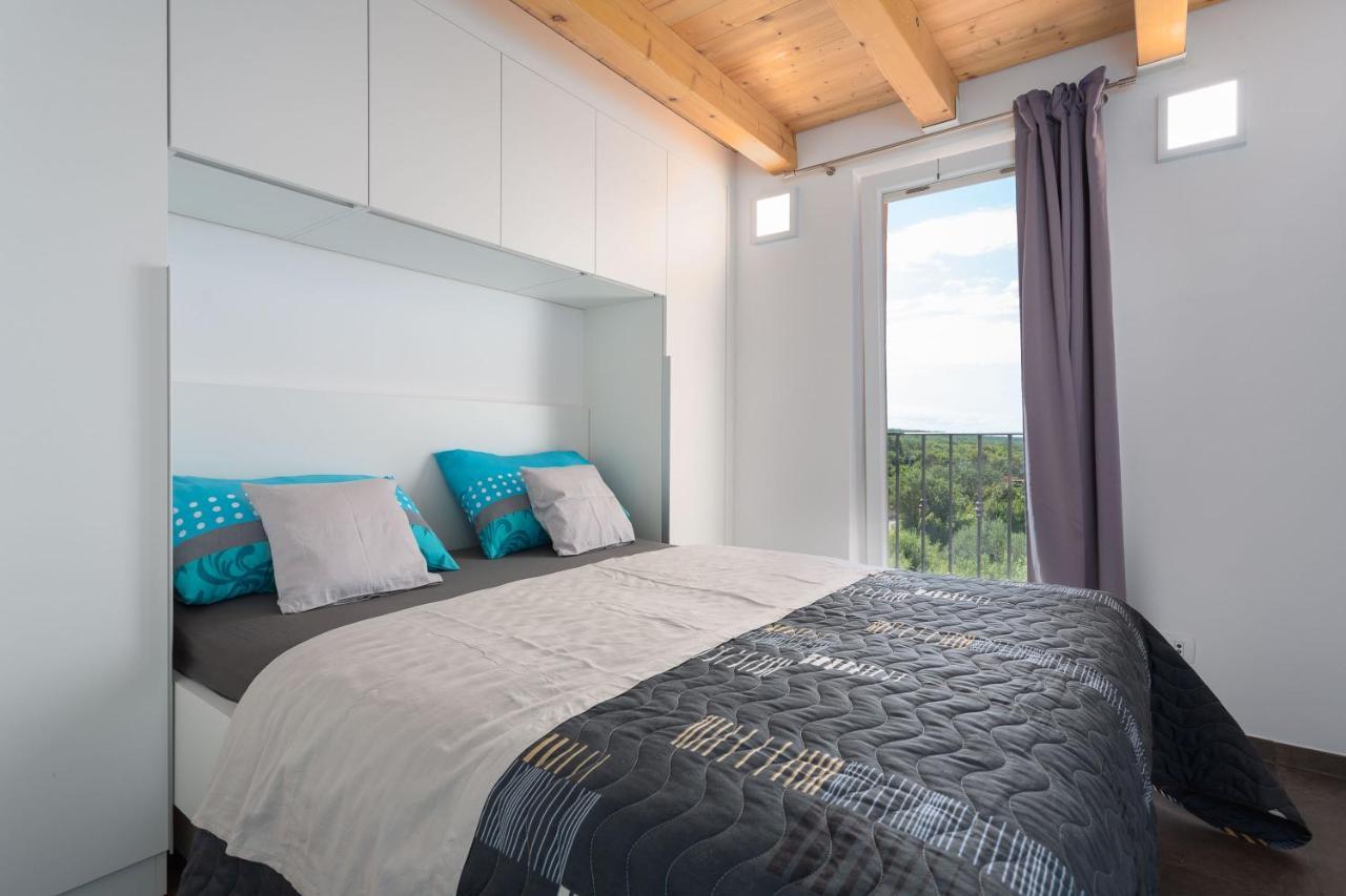 Gallery Apartment In Skrbčići Eksteriør billede